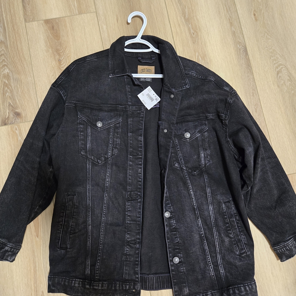 Women's Oversized Black Denim Jacket